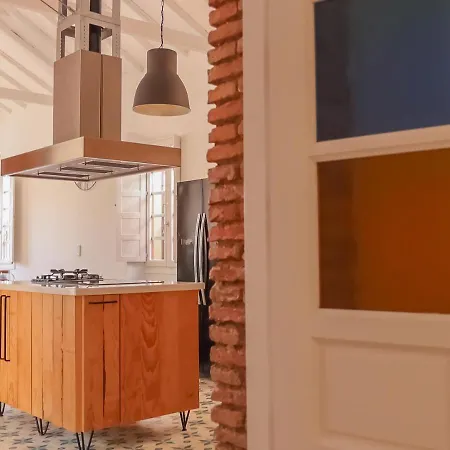 Villa Regionalista 1919: Seaside Retreat With Heated Pool *