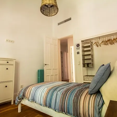 Regionalista 1919: Seaside Retreat With Heated Pool Malaga